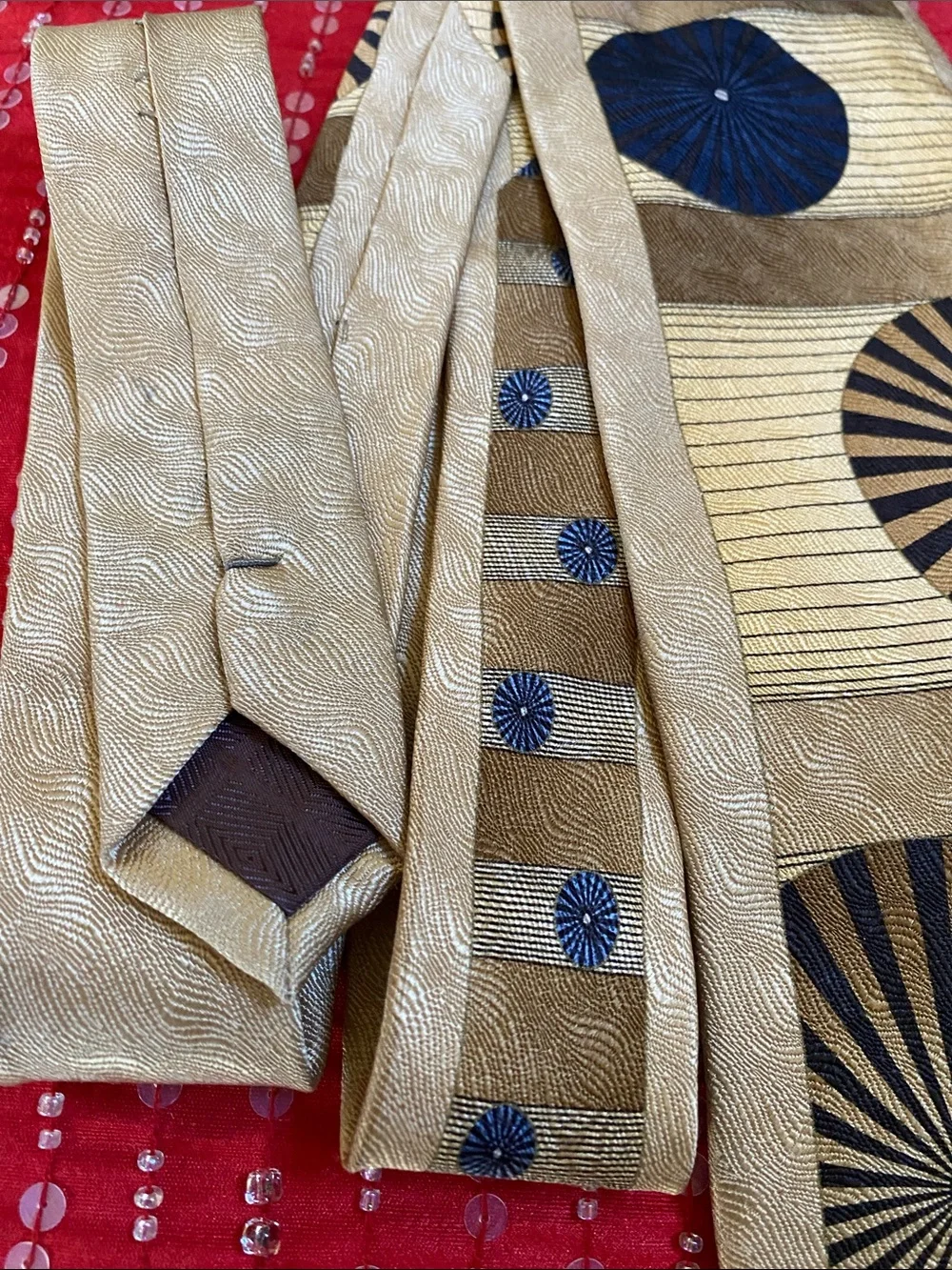 Silk Hand Made Designer Originals Subtle Shimmer Textured Luxurious Rare Tie